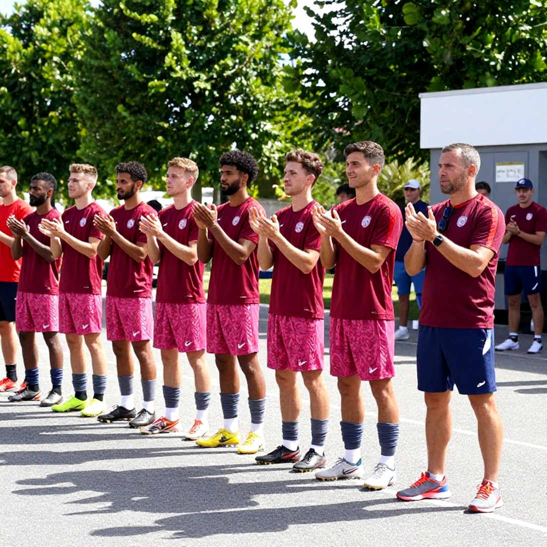 Vòng 2 V-League 2026-2027: Nam Định gục ngã trong thế thiếu người, Bắc Ninh và Ninh Bình khởi đầu ấn tượng